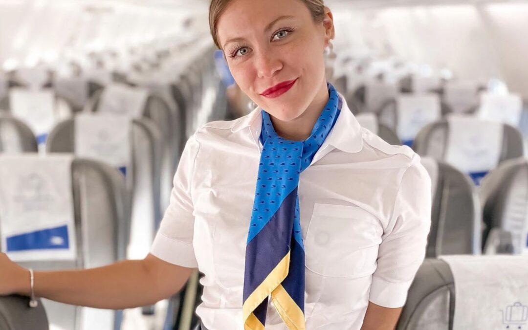 I’m a flight attendant – there are lots of secrets of the job including 3 things we are BANNED from doing on the plane