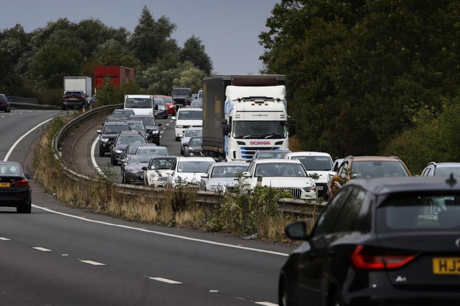 Oxford’s A34 causes travel chaos as it is closed all weekend